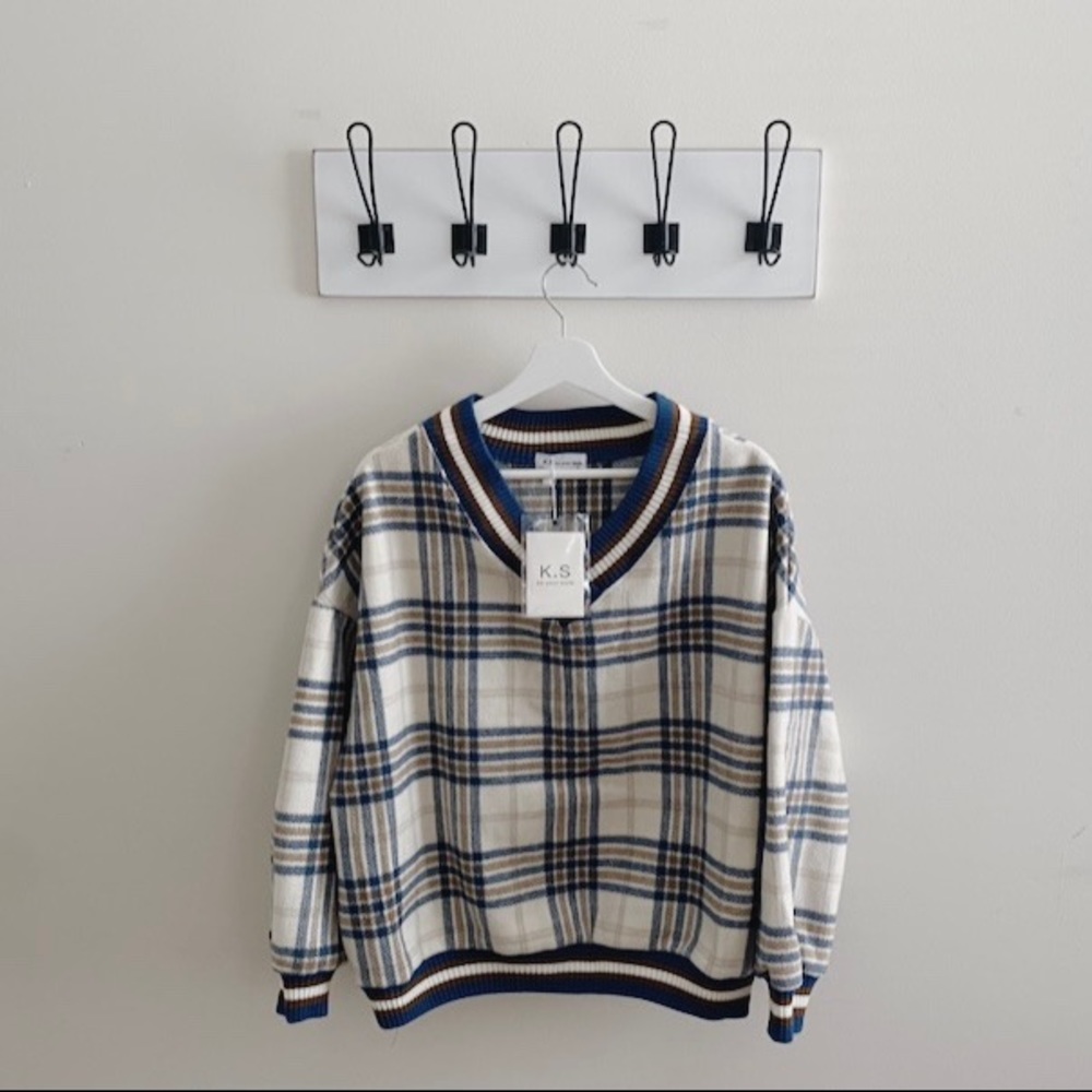 Plaid V-Neck Oversized Sweatshirt
